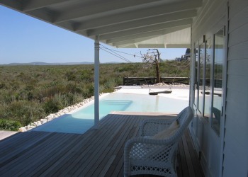 Gold-Award-Grotto-Bay